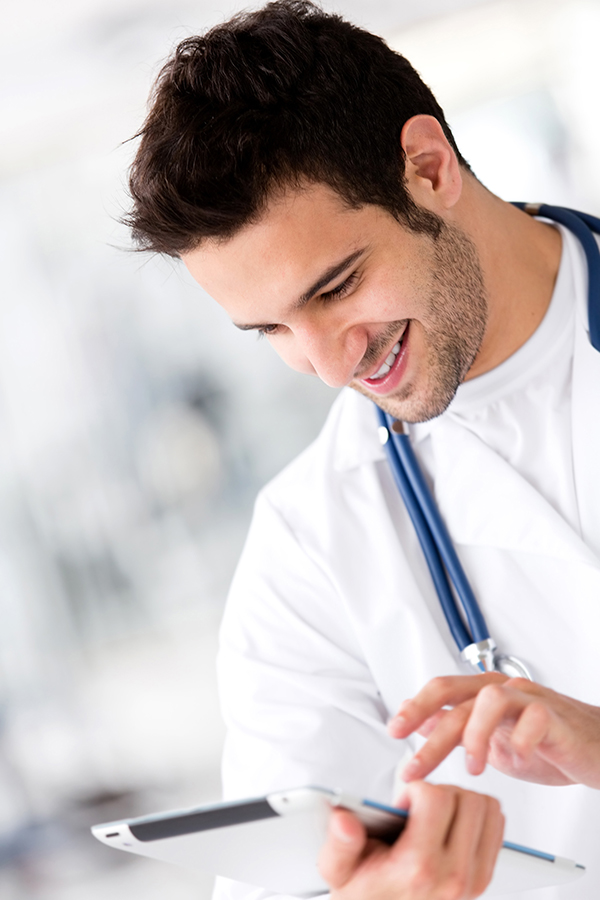 Conheça as vantagens dos PEPs para clínicas especializadas e policlínicas