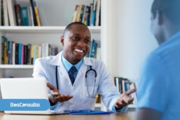 Como melhorar a comunicação médico-paciente em seu consultório?