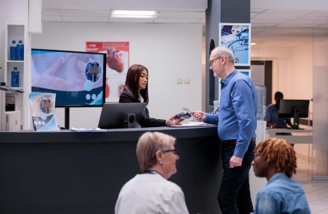 painel de chamada, Painel de chamada de pacientes: quais as vantagens?