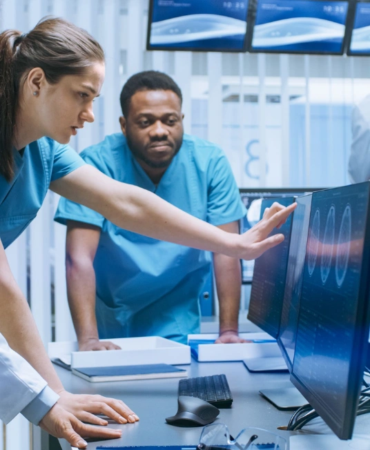 Demonstração de IAs para radiologia e recursos de pós-processamento do PACS Pixeon Aurora