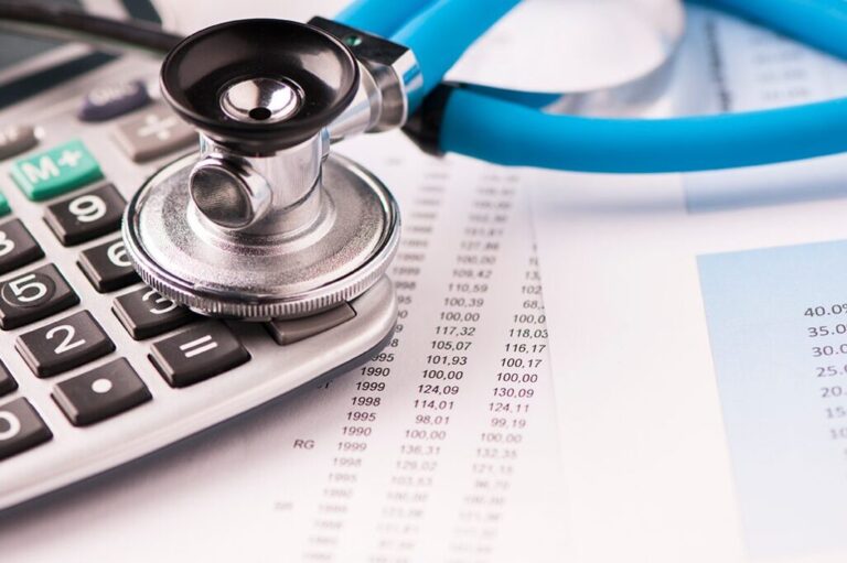 Digital Marketing for Clinics, Financial sustainability in healthcare: how to balance costs and quality in hospital management?